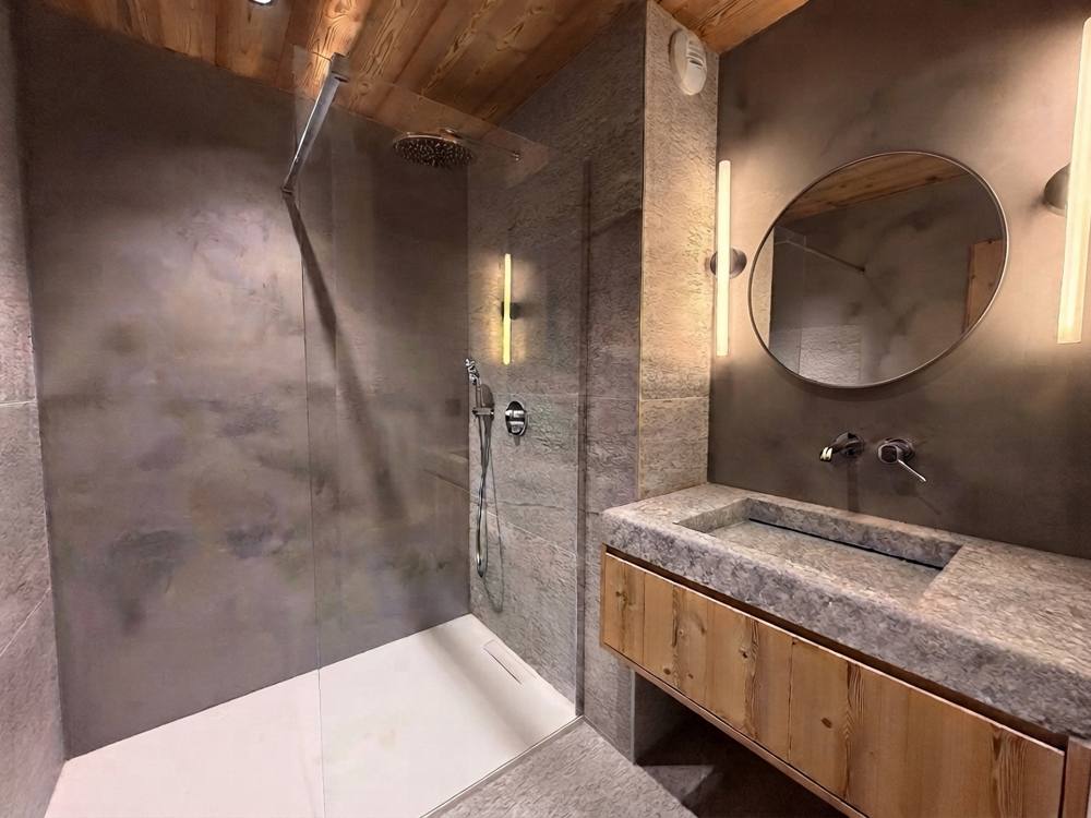 Salle de bain du chalet Alkimia